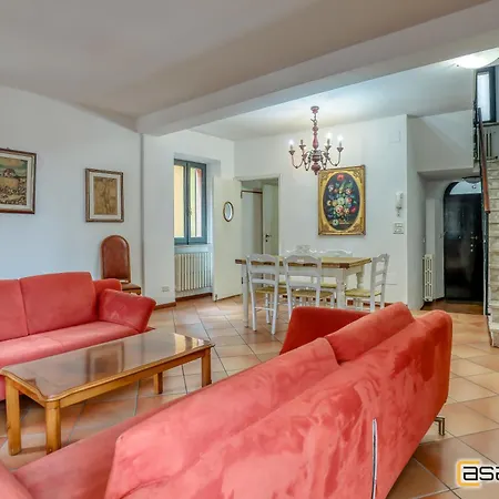 Sofia - Hébergement de vacances Osimo